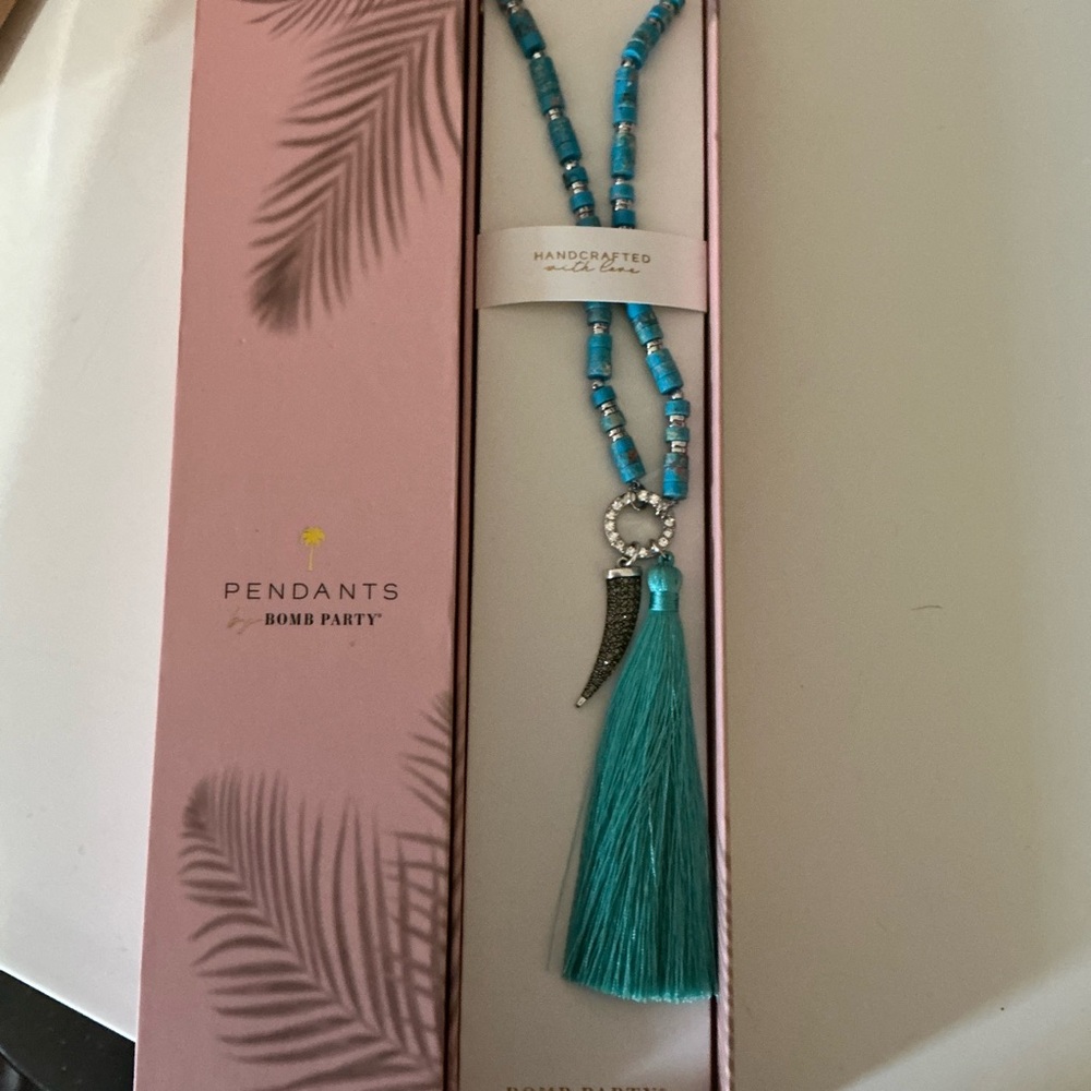 Bomb party Handcrafted Turquoise Tassel Pendant Necklace Resort Wear